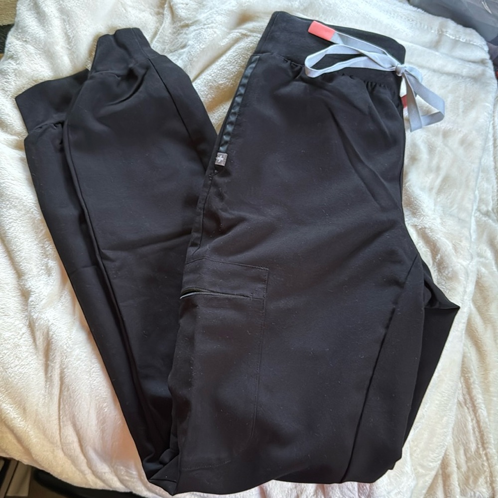 Figs joggers. Scrub pants